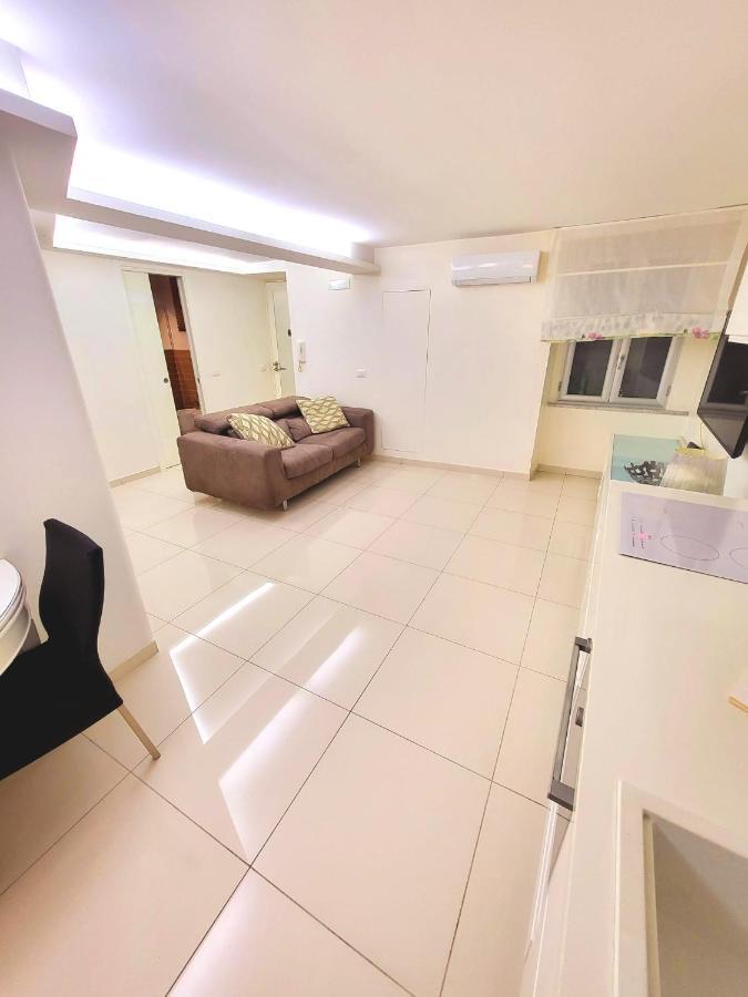 Megara House Apartment Наполи Екстериор снимка